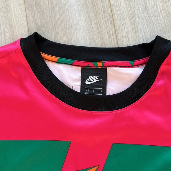 Nike multi print oversized shirt - Picture 4 of 5